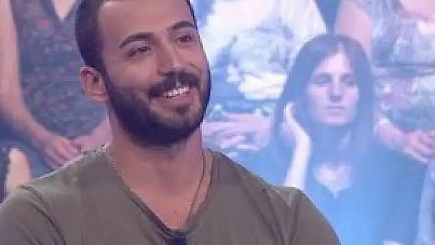 Selçuk Yöntem yarışmaya katılan ünlü oyuncuyu tanımadı!