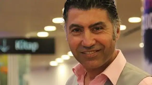 'Kainatın yaratılışının gayesi aşk'