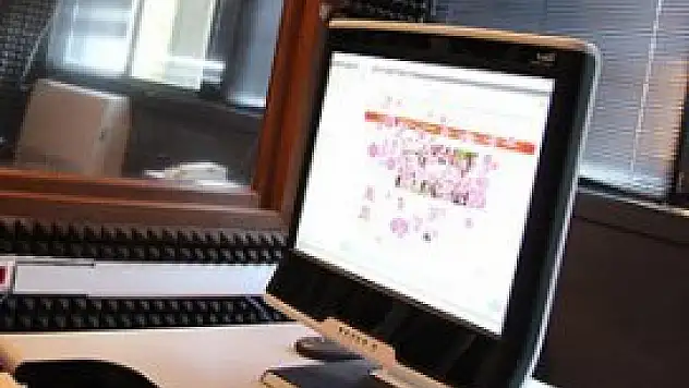 İnternetten giyiniyoruz