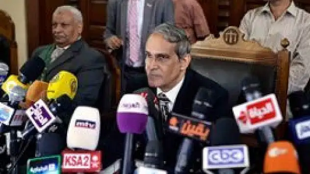 İhvan yöneticilerinin yargılanmasına erteleme