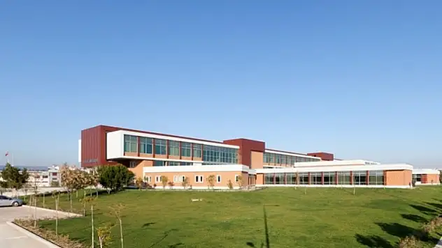 38 dekan istifa etti