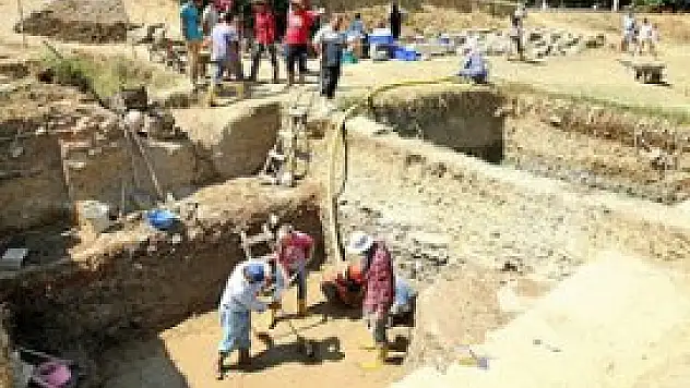 2 bin 200 yıl geciken kargo adrese ulaşacak