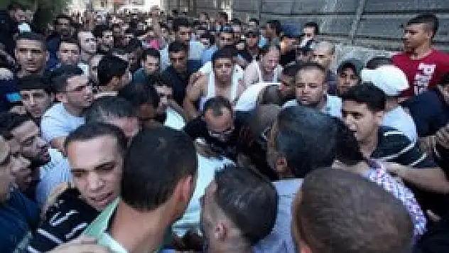 İsrail askerlerinden mülteci kampına baskın