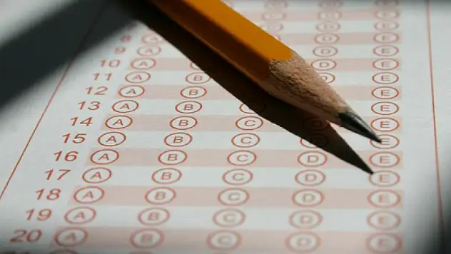 ÖSYM sınavları erteledi