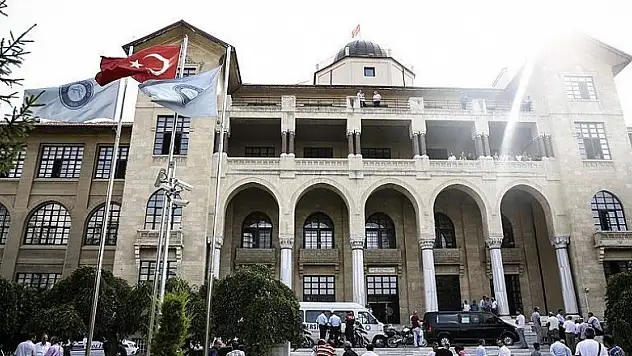 Gazi Üniversitesi rektörlüğüne vekaleten atama yapıldı