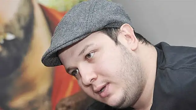 Şahan Gökbakar bu kez THY'yi övdü