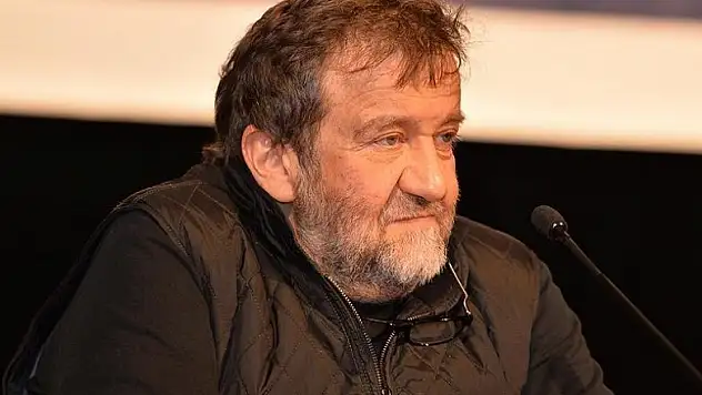 Fotoğrafçı Coşkun Aral darbe girişimini kınadı