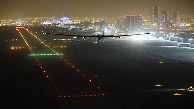 Solar Impulse 2 dünya turunu tamamladı