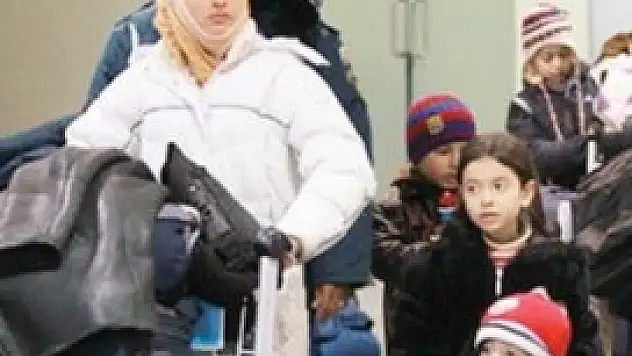 Ruslar ülkeyi terk etti