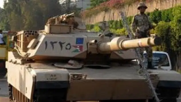 Cuntadan camiye 'Cuma' ablukası