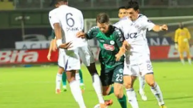 Torku Konyaspor ikinci yarıda yıkıldı