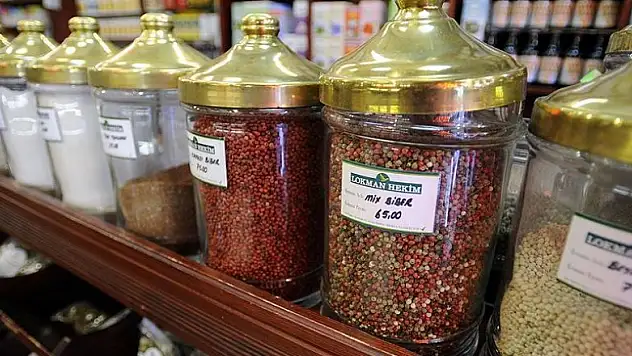 'Bilinçsiz bitkisel ürün kullanımı böbrek hastaları için tehlikeli olabilir'