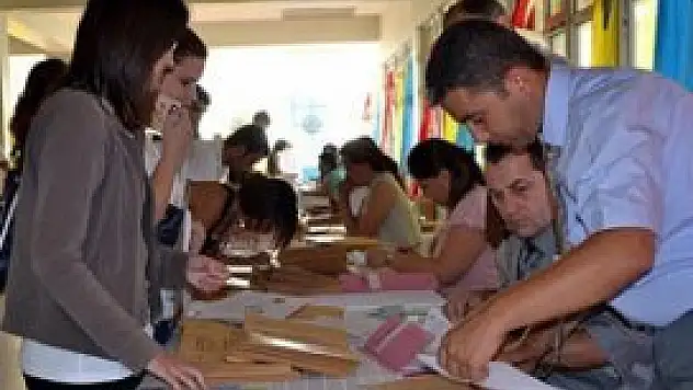 Üniversitelere kayıtlar yarın başlıyor