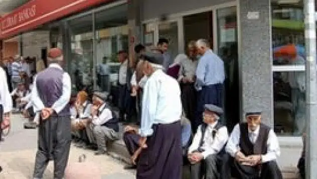 Emekli bankayla yapılacak pazarlığı bekliyor