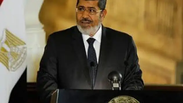 Mursi ceza mahkemesine sevk edildi