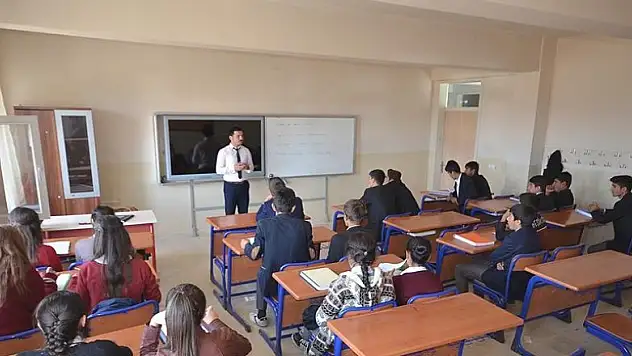 Özel öğretim kursları sadece bir bilim grubunda hizmet verecek