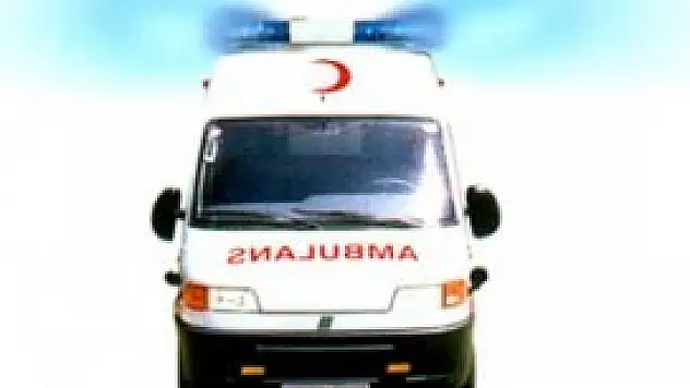 Kamyonetini park ederken çocuğunu ezdi