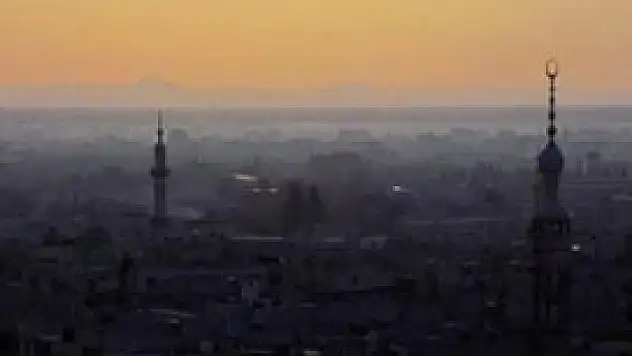 'Esed'e yakın isimler mal varlıklarını kaçırıyor'