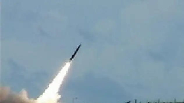 Akdeniz'e 2 balistik füze!