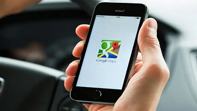 Google Filistin'i haritadan sildi