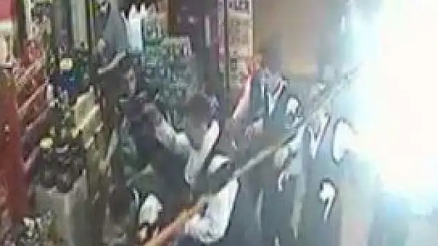 Kavgayı camiden gelen sesler başlattı