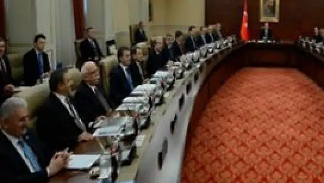 Erdoğan, kabinenin yarısını değiştiriyor mu?