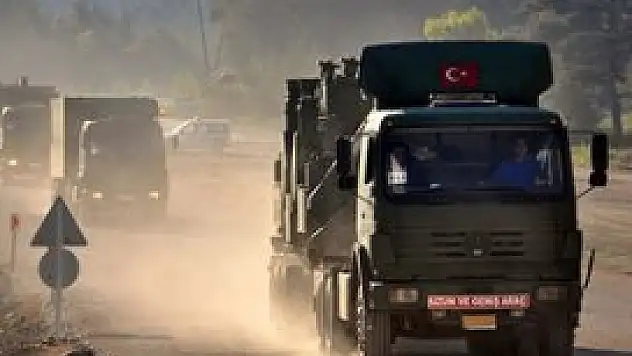 Suriye sınırında askeri hareketlilik sürüyor