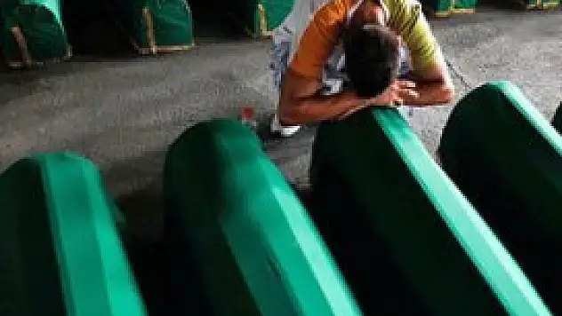 Srebrenitsa mağdurları haklı bulundu!