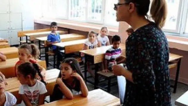 Öğretmenlere 740 lira hazırlık ödeneği