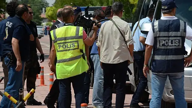 Sarayönü ilçesinde  FETÖ operasyonu: 16 gözaltı