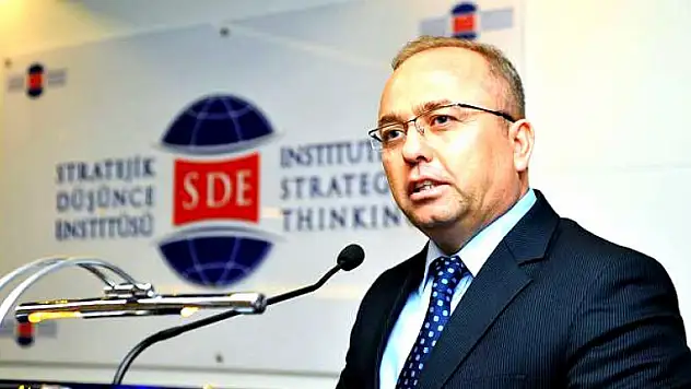 Maarif Vakfı Başkan'ı Birol Akgün oldu