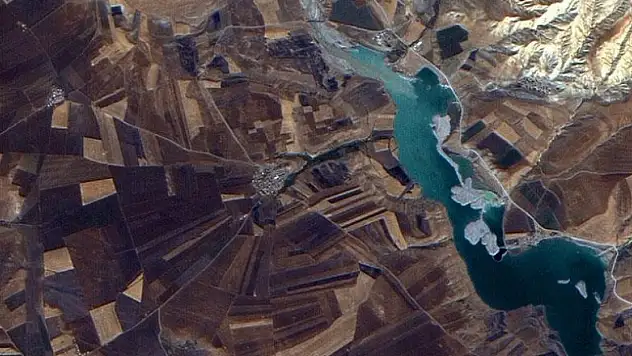 Yeryüzündeki su yer değiştiriyor