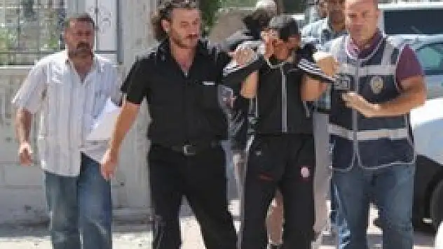 Çaldığı otomobilleri sattı, yakalandı