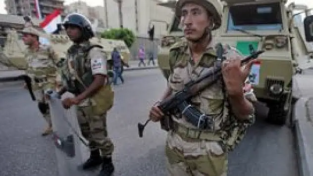 Mısır'da olağanüstü hal uzatıldı