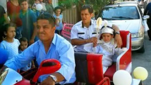 Ömer erkekliğe adım attı