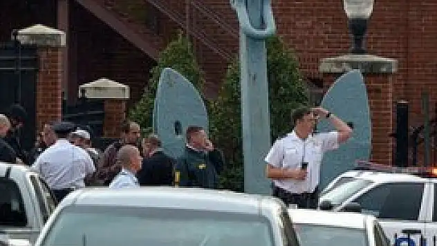 Washington'da donanma binasında saldırı