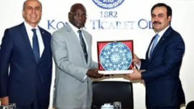 Senegal'den Selçuk Öztürk'e ziyaret