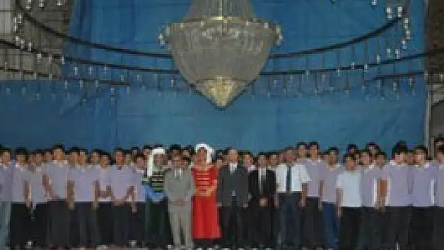 Tarihi görerek ve dokunarak öğreniyorlar