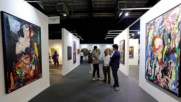7. Beyrut Sanat Fuarı kapılarını açtı