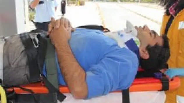 Konya'da motosiklet devrildi: 2 yaralı