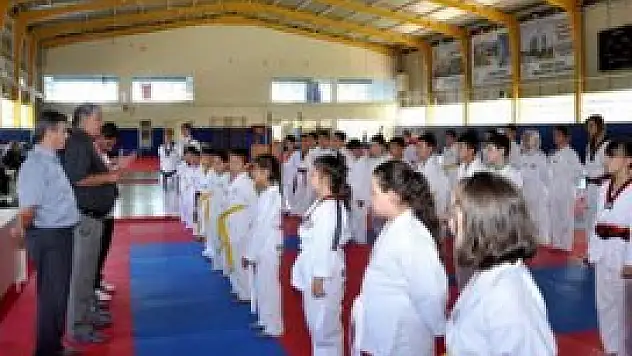 Meram Belediyesporlu Tekvandocuların Kemer Heyecanı