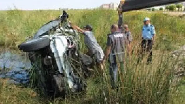 Otomobil Beyşehir Gölü'ne uçtu