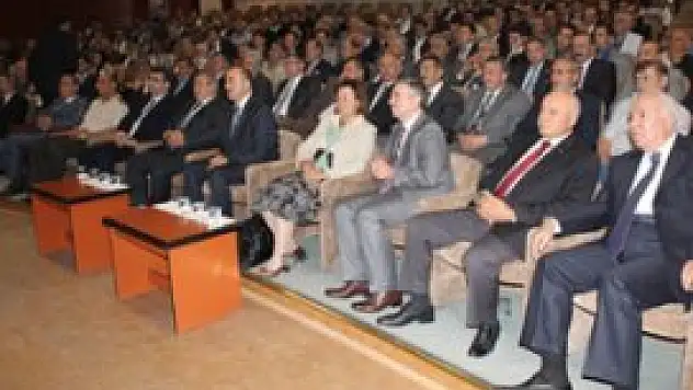 Yılın ahisine plaket verildi