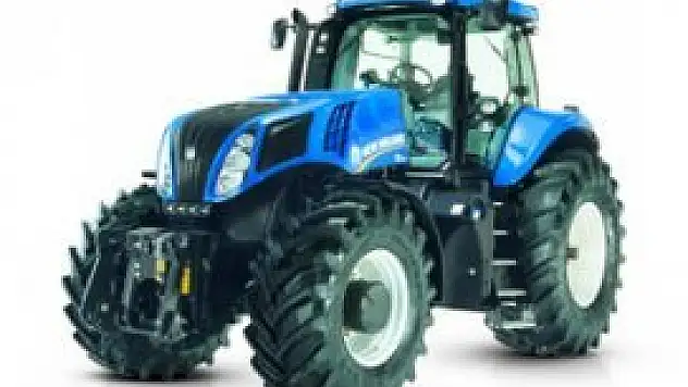 Akşehir'de traktör üretildi