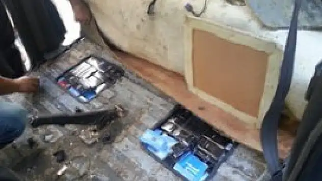 Kaçak sigaraya 9 ilde baskın: 14 Gözaltı