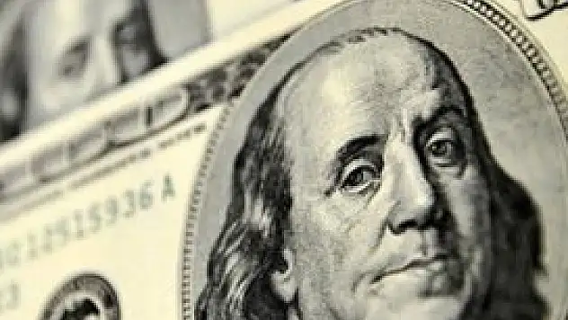 Dolar yeniden 2 TL'yi aştı