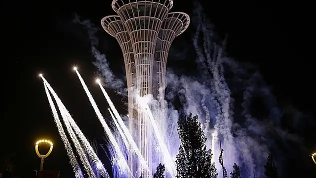 EXPO 2016 Antalya Kulesi'nde havai fişek gösterisi