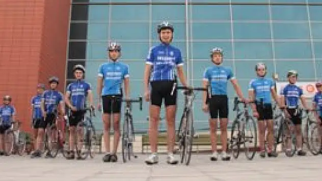 Pedallar şampiyonluk için dönecek