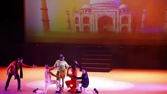 Bollywood filmleri Pakistan'da gösterimden kaldırıldı