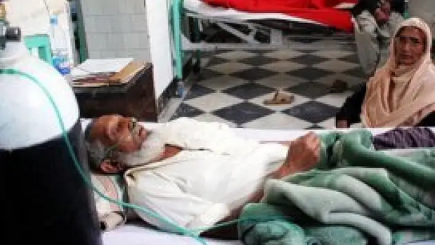 Öksürük şurubundan 36 ölü